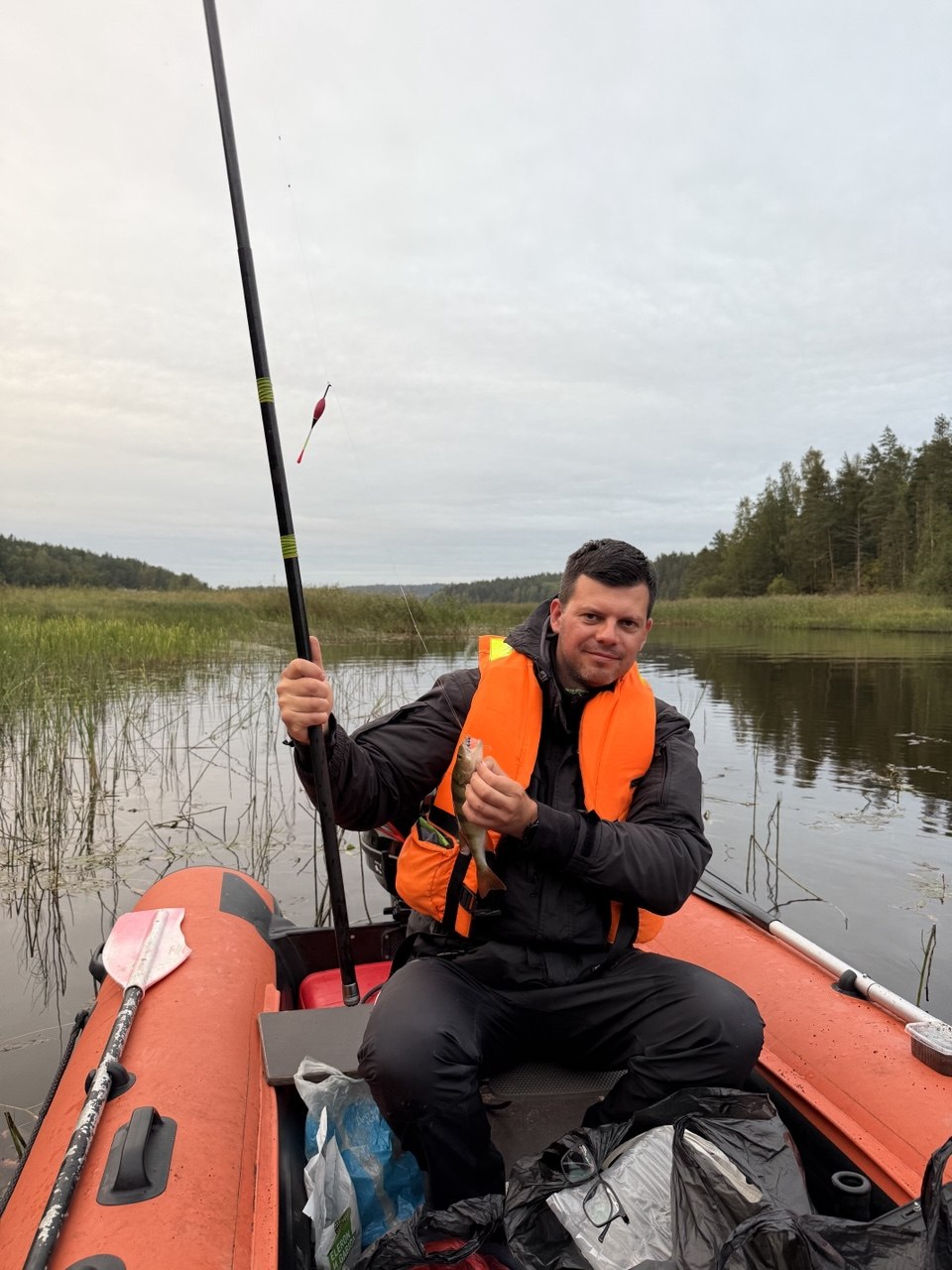 Лодка для прогулок по воде